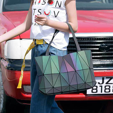 2022 Color Changing Women's Handbags Night Luminous Rhombus Geometric Female Bag Japan Style Shoulder Bags Foldable Tote Bags ► Photo 1/6