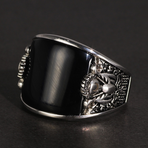 Vintage Punk Rings With Natural Black Onyx Stone Unique Curved Surface Biker Rings For Men ► Photo 1/6
