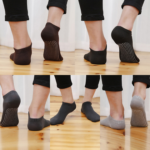 1 Pair Men's Cotton Non-slip Yoga Socks with Grips Breathable Anti Skid Floor Socks for Pilates Gym Fitness Barre ► Photo 1/6