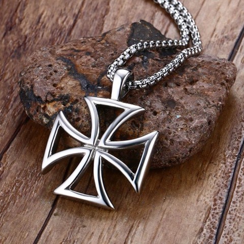 Vintage Hollow Knights Templar Cross Pendant Necklace For Men Boy Maltese Iron Cross Fashion Stainless Steel Male Jewelry ► Photo 1/6