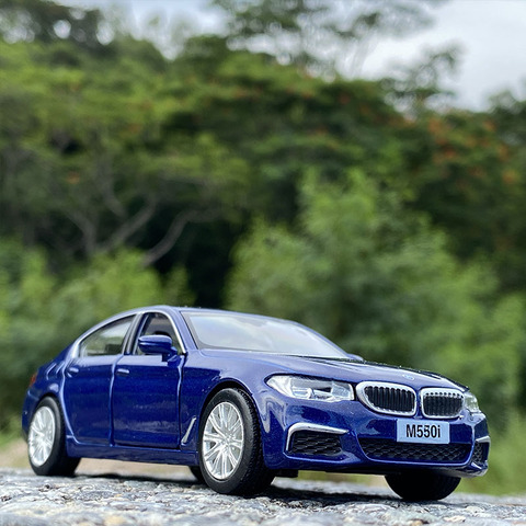 New 1:36 BMW model M5 f90 M550i M2 M4 toy bmw toy model car Furnishing Pull back car Double door Children's toy collection gift ► Photo 1/5