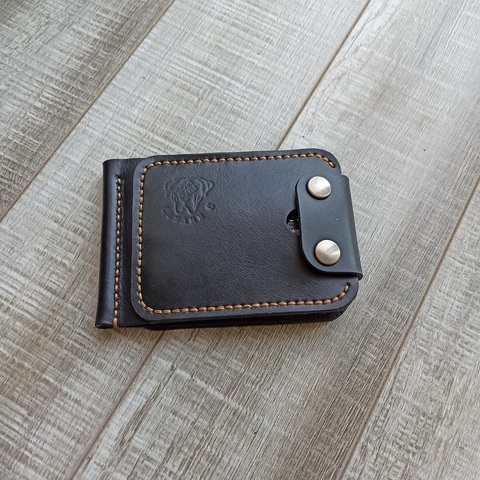 Money clip made of genuine leather handmade with a bright contrasting stitching of a golden shade. Original gift. ► Photo 1/6