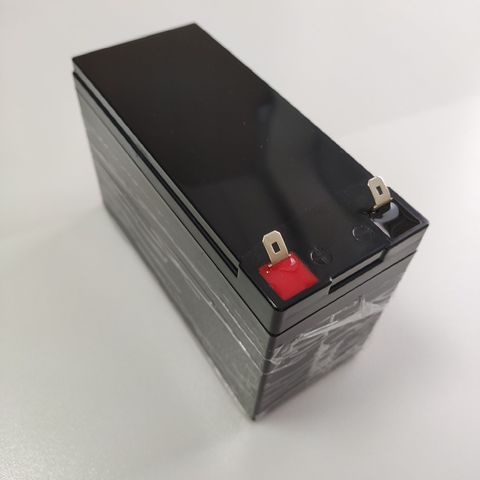 LiFePO4 battery 12v 12AH, size is according to lead 12v 7AH ► Photo 1/3