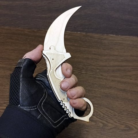 Knife Karambit No. 3 Cs: go Wood-plywood 1:1 assembled model toy-workpiece for creativity ► Photo 1/3