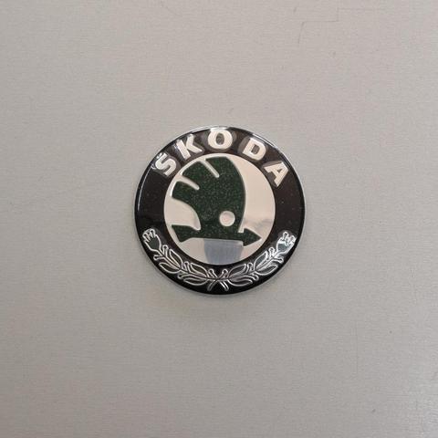 Skoda emblem logo badge 8.8 cm ► Photo 1/3