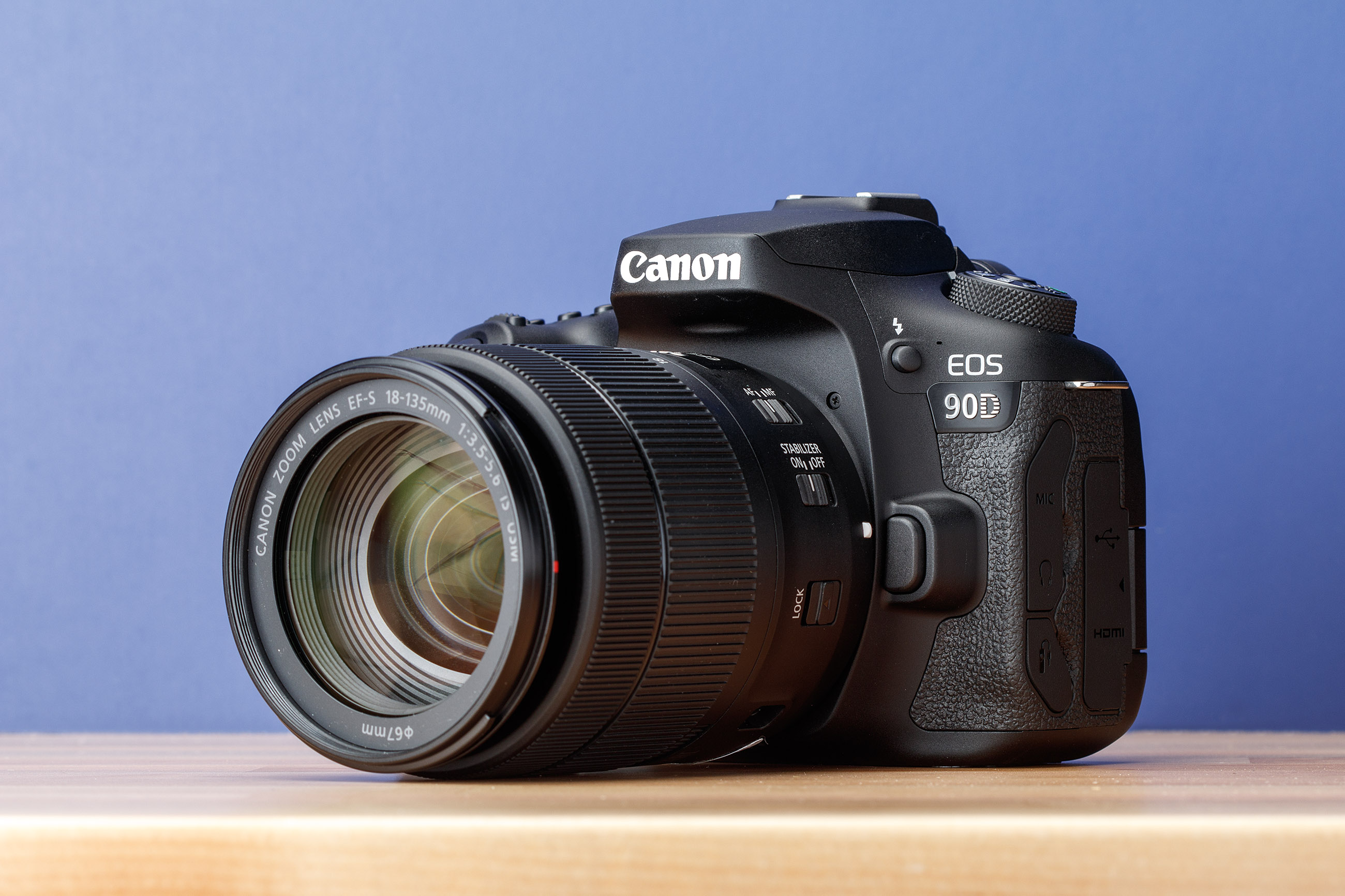 Canon EOS 90D DSLR 4K Camera & EF-S 18-135mm f/3.5-5.6 Lens ► Photo 1/5