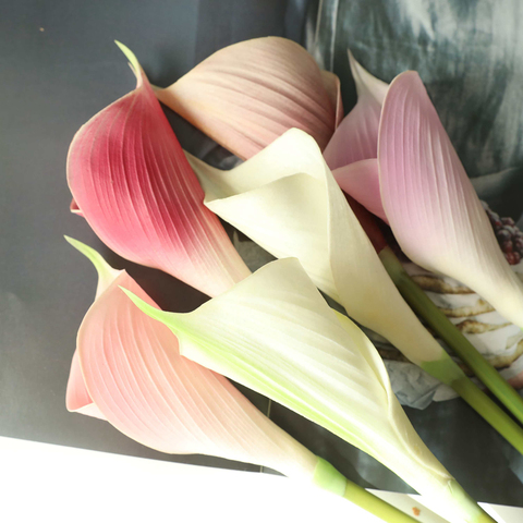 Flores artificiales de PU con tacto Real, falsas de Lirio de Cala ramo de flores, estilo NS, mesa, para el hogar decoración de boda, decoración de otoño ► Foto 1/6