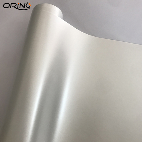 Vinilo de cerámica blanca con perlas para coche, película satinada blanca mate de 50x500cm con expulsión sin burbujas de aire ► Foto 1/6