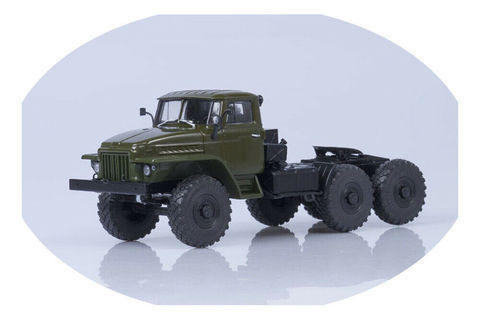 Tractor Diecat EAC AUTOHISTORY 1 43 URAL 377C 6X4, TRIPLE camionero 1965 verde oscuro para regalo de colección ► Foto 1/6