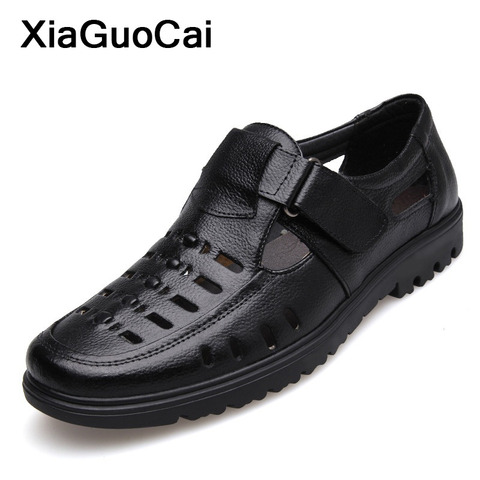 Zapatos de verano de piel auténtica para hombre, calzado informal con gancho y lazo, transpirable, para mediana edad, sandalias huecas de talla grande, 2022 ► Foto 1/6