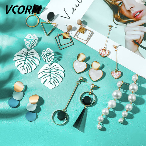 VCORM-pendientes colgantes largos de oro acrílico para mujer, joyería de moda Vintage, aretes colgantes grandes de hoja de Metal de perla 2022 ► Foto 1/6