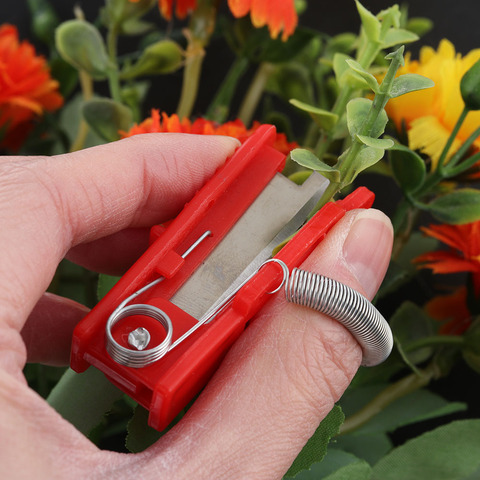 Cuchillo de pulgar multifuncional, herramienta de hoja de fruta segura, podadora de jardín, dispositivo de recolección de frutas, hoja de corte, anillos, Protector de dedos, 1 ud. ► Foto 1/6