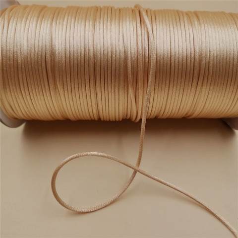 Cordón de nailon satinado para hacer pulseras, 2mm, R734, color Beige, lote de 20 metros ► Foto 1/6