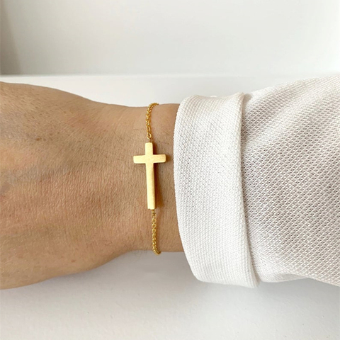 MAGNÍFICO CUENTO Celebrity Style Pulseras Cruzadas Oblicuas Joyería de Las Mujeres Pulsera de Cadena de Acero Inoxidable de Protección del crucifijo de Jesús ► Foto 1/6