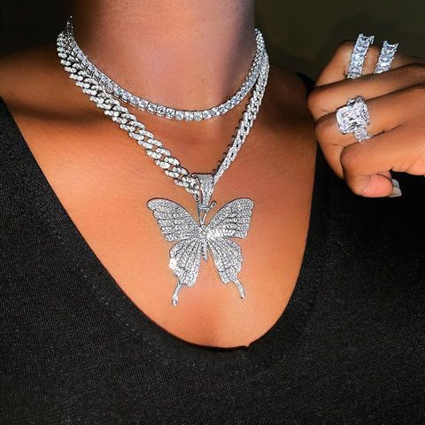 KMVEXO-Colgante de mariposa de cristal transparente rosa para hombre y mujer, cadena cubana de Miami Curb, collar de Hip Hop, regalo de rapero, joyería de Rock ► Foto 1/6