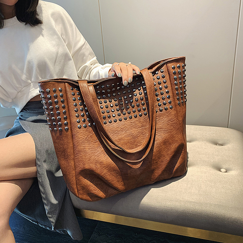 Bandoleras con remaches para mujer, bolsos de cuero de lujo, de diseñador, bolsos de mano grandes con asa superior ► Foto 1/6