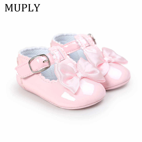 Nueva llegada zapatos de bebé de cuero de la PU bebé niña princesa con arco cuna zapatos 6 Color sólido lindo bendición zapatos, zapatos de bautismo de niño, Zapatos Niño, Zapatos Niño, zapatos de chico mocasines para ► Foto 1/6