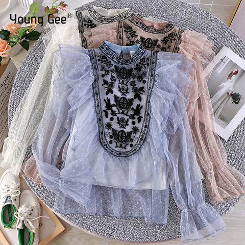 Young Gee-Blusa de fiesta con manga acampanada para verano, camisa con bordado Floral para mujer, cuello redondo, malla transparente, con volantes y lunares ► Foto 1/6