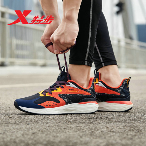 Zapatillas de correr Xtep para hombre, zapatillas deportivas antideslizantes de invierno para hombre, zapatillas deportivas con cordones para el tiempo libre, primavera 981419110523 ► Foto 1/6