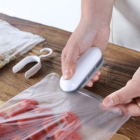 Sellador al calor Portátil Bolsa de paquete de plástico máquina selladora Mini mano etiqueta y focas para comer bocadillos accesorios de cocina ► Foto 1/6