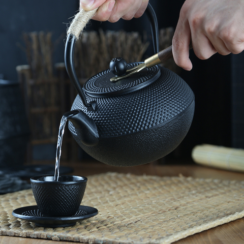 Tetera de hierro japonés con Infusor de acero inoxidable, tetera de té de hierro fundido para hervir agua, té Oolong de 300/600/1200ML ► Foto 1/6