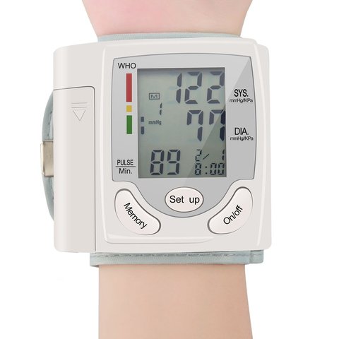Monitor Digital automático de presión arterial para muñeca, para medir el ritmo cardíaco, tonómetro, esfigmomanómetro, oxímetro ► Foto 1/6