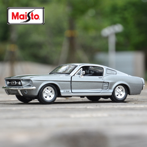 Coche deportivo Maisto 1:24 1967 Ford Mustang GT, vehículo estático fundido a presión, modelo coleccionable, Juguetes ► Foto 1/6