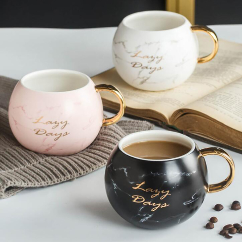 Impresión de tazas de café con oro 530ML mujeres hombres taza de café de cerámica de mármol taza de bebida de leche regalo de novedad, negro, blanco, rosa ► Foto 1/6
