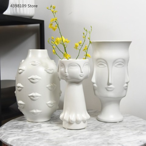 Jarrón de cerámica de adorno blanco escandinavo para decoración del hogar, artesanías, decoración moderna para interiores, florero de la encimera, jarrón artístico con Forma de cara ► Foto 1/6