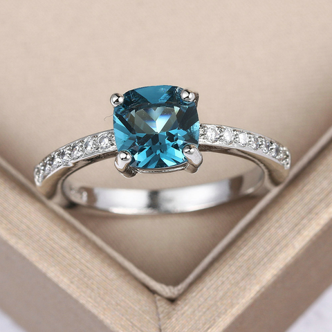 Anillo para mujer estilo lujoso cuatro garras verde azul corte cuadrado Zirconia cúbica Color plata compromiso regalo joyería de moda KCR057 ► Foto 1/6