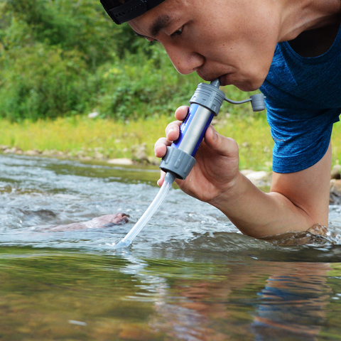 Filtro de agua pajilla para exteriores, sistema purificador de agua con 5000 litros de capacidad de filtración para Herramienta de supervivencia de emergencia de acampada ► Foto 1/6