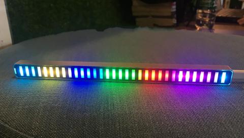 GHXAMP coche indicador de nivel Multicolor espectro de música LED de 32-bits Control de sonido casa nivel barra de luz pantalla vehículo 5-12V ► Foto 1/6