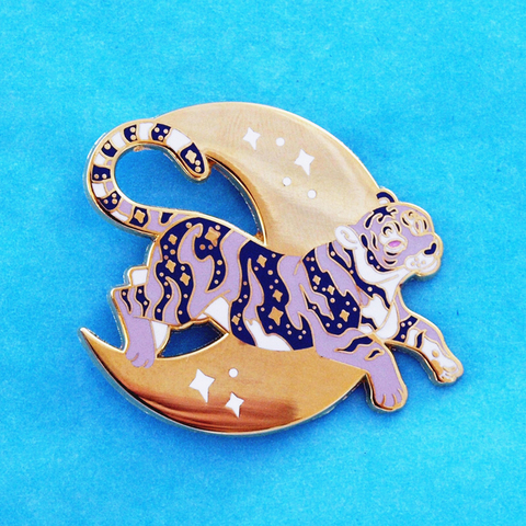 Pin de esmalte duro de galaxia, estrellas, Luna, tigre en el cielo, animales Pastel, broche dorado, insignia, regalo de joyería ► Foto 1/3