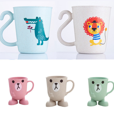 Taza de agua potable con dibujos animados para bebé, vaso de plástico con alimentación de agua, cepillo infantil, copa de lavado de dientes con mango, taza de desayuno para niño ► Foto 1/6