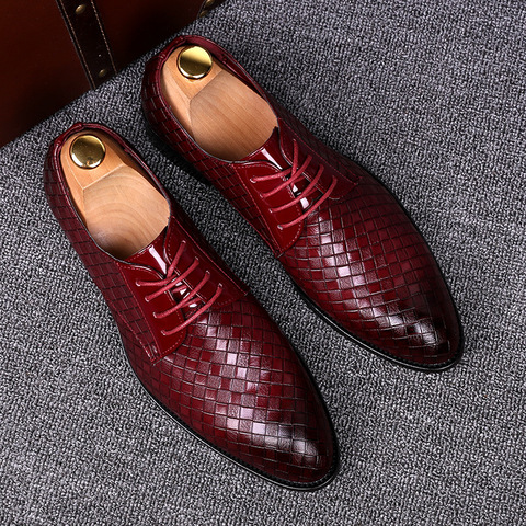 2022 cuero Formal zapatos de los hombres de negocios zapatos de hombre rojo geométrico Oxfords fiesta boda Casual pisos de los hombres Chaussure Homme55 ► Foto 1/6