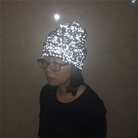 Gorros reflectantes de fantasía para mujer, gorros gruesos y cálidos de invierno, a la moda, con Calavera, brillantes, de punto, 2022 ► Foto 1/6