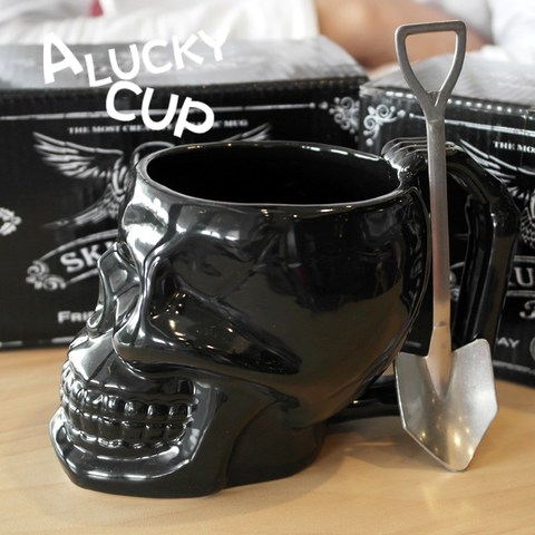 Taza para café de cerámica con diseño de calavera en 3D para hombre, taza para café de cerámica con diseño de calavera creativa en color negro, ideal para regalo de Halloween, tazas divertidas de esqueleto de 420ml, CL11291 ► Foto 1/1