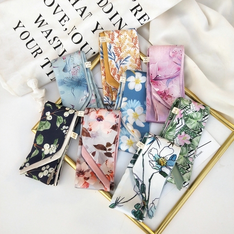 Pañuelo de seda para mujer pequeño pañuelo de seda multifuncional con flores estilo coreano, bandana estrecha para el pelo ► Foto 1/6