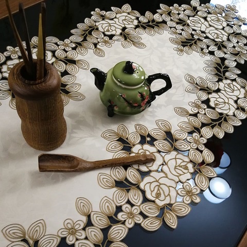 Caminos de mesa y manteles modernos de lujo para decoración del hogar, mesa de comedor con bordado floral, cubierta de posavasos para mesa de té y café ► Foto 1/6