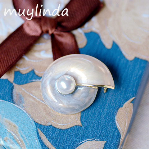 Muylinda-broche de conchas esmaltadas, perlas de imitación, Collar de Caracol de mar, alfileres, bufanda, Clip, broches coloridos, accesorios de joyería ► Foto 1/6