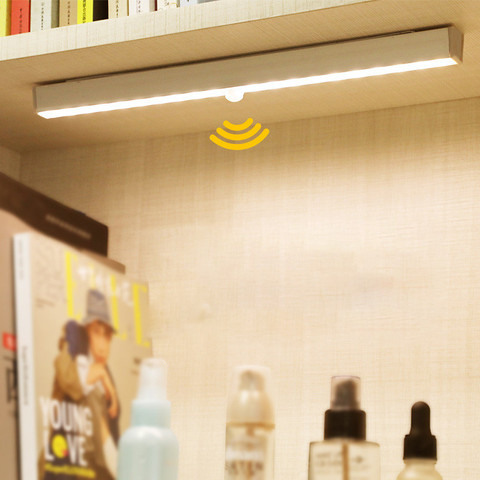 Tira de luz LED nocturna con sensor móvil sin cables, luz nocturna con alimentación por USB o batería, lámpara de 10/14/20/36 LED para iluminación de armario y armario ► Foto 1/6