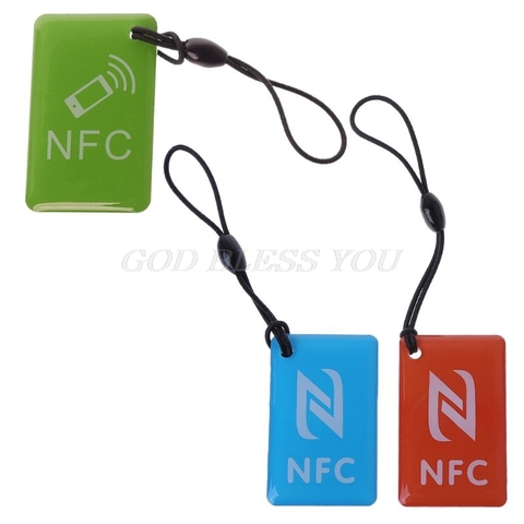 Etiquetas NFC a prueba de agua Lable Ntag213 13,56 mhz RFID tarjeta inteligente para todos los accesorios de asistencia de patrulla telefónica habilitados NFC triangulación de envío ► Foto 1/6