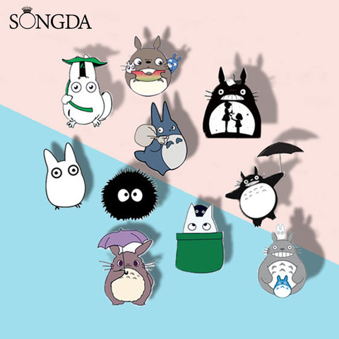 Clásico Totoro Anime de Japón broche acrílico broches de Pin de solapa resina placa para ropa insignias de decoración regalos para amigos ► Foto 1/6