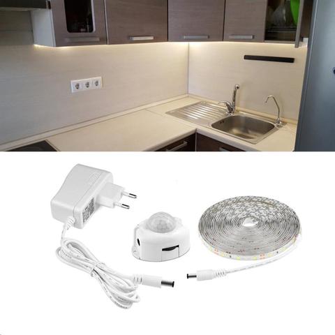 Tira de luces LED Sensor de Movimiento PIR inalámbrico para cocina, lámpara de noche, armario, dormitorio, luminaria de iluminación, DC12V, UE, EE. UU. ► Foto 1/6