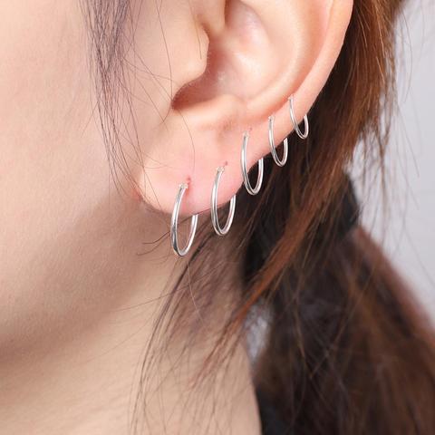 1 par Punk Simple hueso del oído redondo círculo pendientes para mujeres Mini pendientes de aro pequeño orejera de la hebilla de la joyería Piercing de regalos ► Foto 1/6