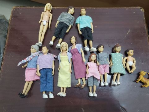 Articulación familiar feliz para niños y niñas, figura de Gato con ropa, modelo de muñeca, juguetes de diseño de escena ► Foto 1/6
