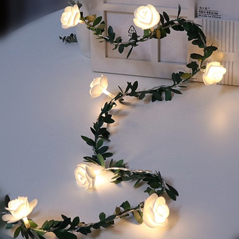 Guirnalda de flores artificiales para decoración del Día de San Valentín, enredadera de rosas de Navidad, luces de hadas alimentadas por guirnalda de luces LED con batería, para habitación ► Foto 1/6