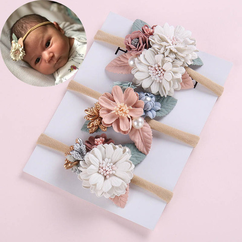 Diadema Floral con perlas y flores para bebé, bandana de nailon para recién nacido, accesorios para el cabello de princesa ► Foto 1/6