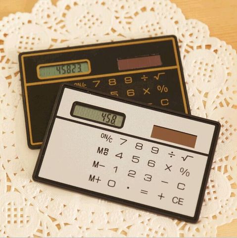 1 Uds Mini calculadora Ultra delgada tamaño de tarjeta de crédito 8 dígitos portátil Solar Powered Pocket calculadoras suministros de oficina y escuela ► Foto 1/6