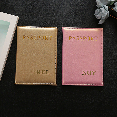 Funda de pasaporte personalizada para mujer, color rosa, para pasaporte, con nombres, para boda ► Foto 1/6